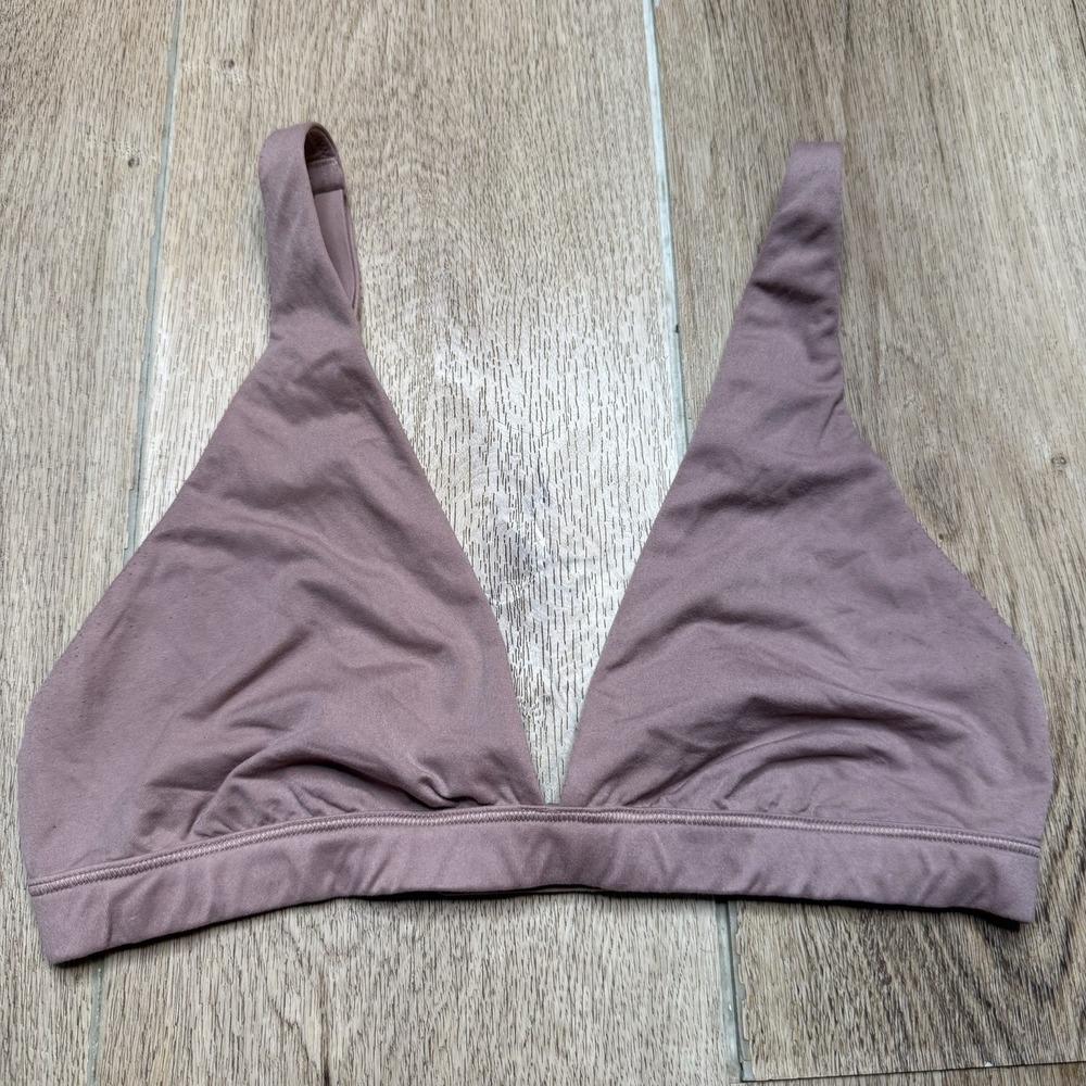 Lululemon Wundermost Ultra-Soft Nulu Triangle Bralette Size 4 Purple Ash Mauve